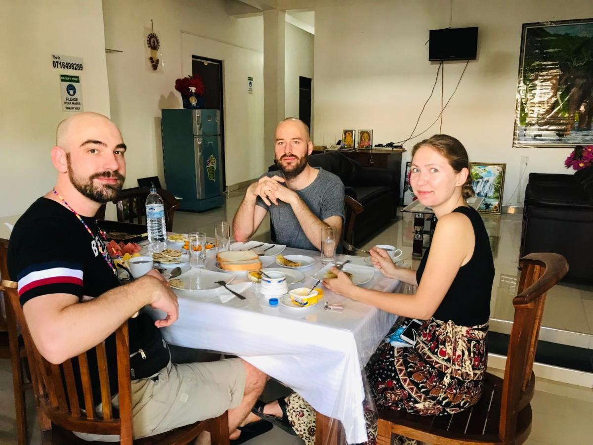 Dambulla Tourist Resort Eksteriør bilde