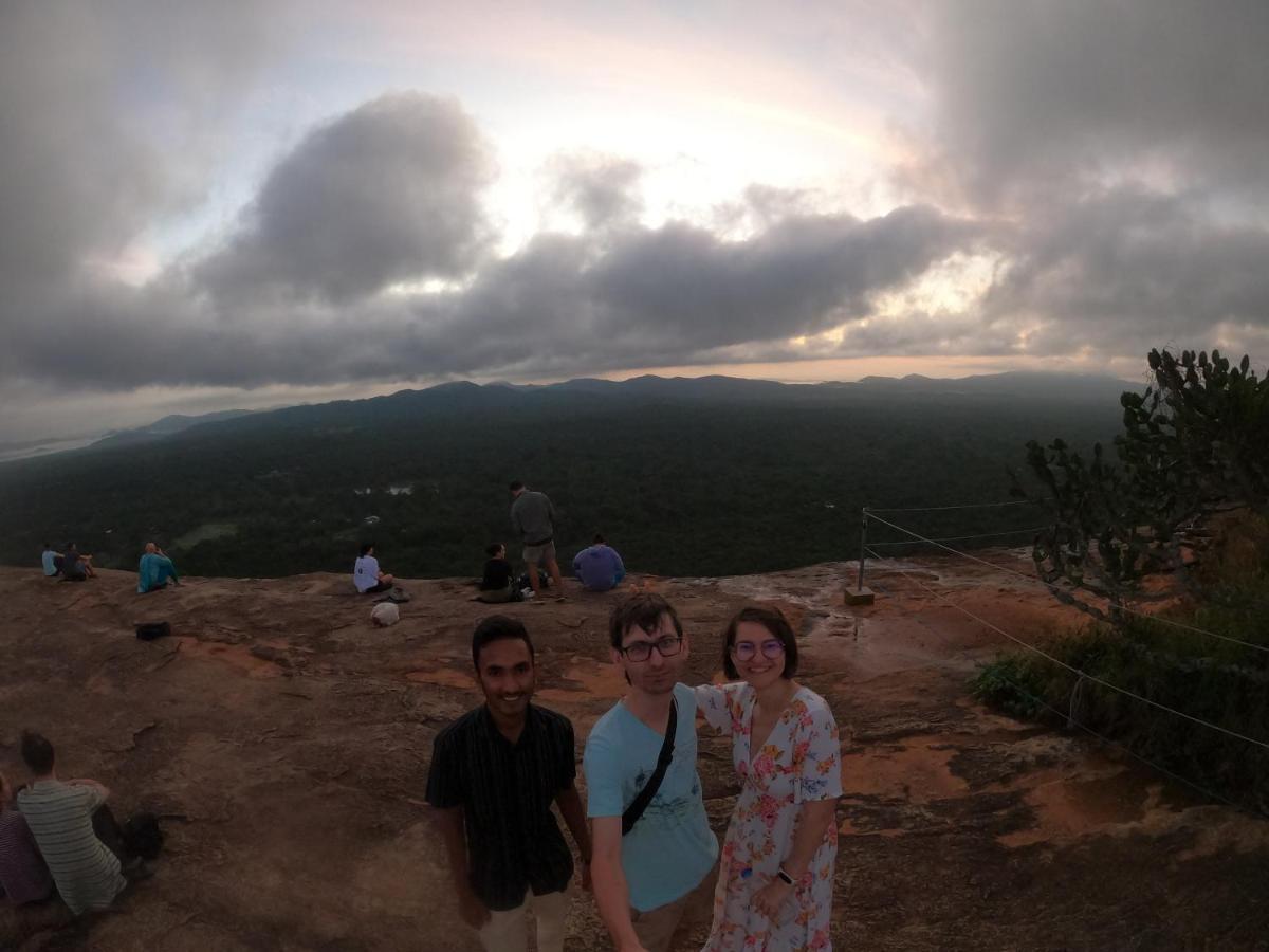 Dambulla Tourist Resort Eksteriør bilde